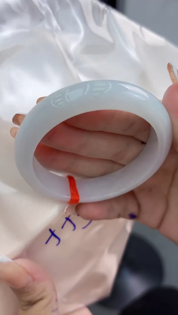 【闪购商品】翡翠手镯未镶嵌翡翠手镯