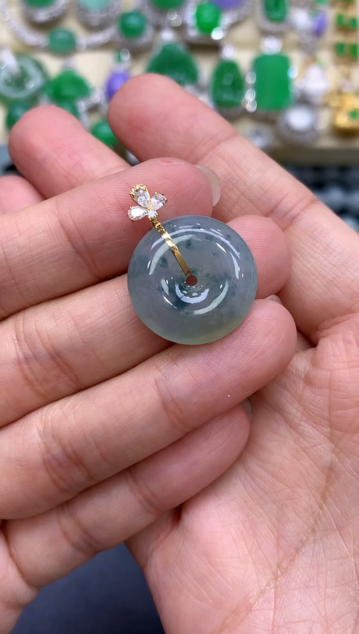 颈饰18K金镶嵌翡翠106-中国好珍宝