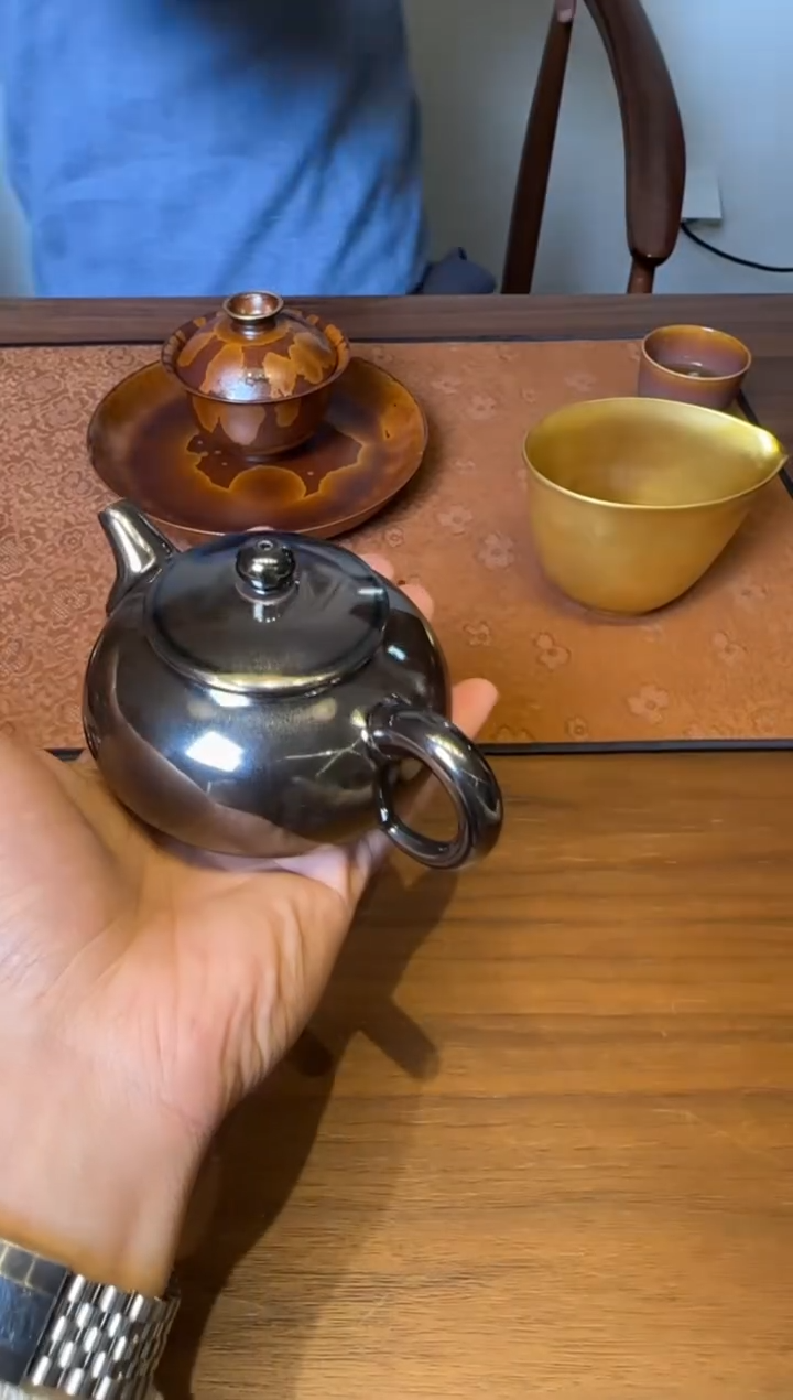 荣器 紫金釉 流光壶