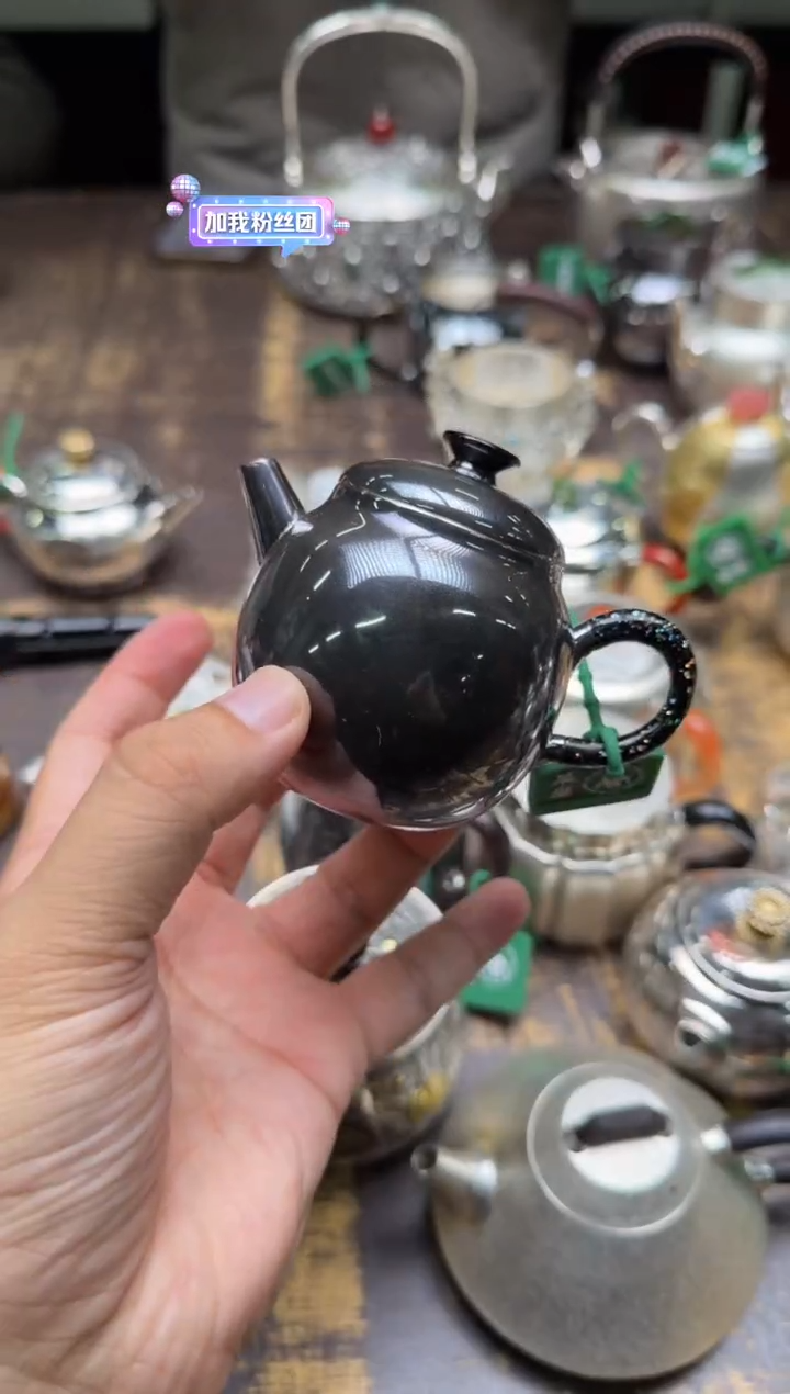 y****u呆坐手敲暮紫玄金珠玉壶