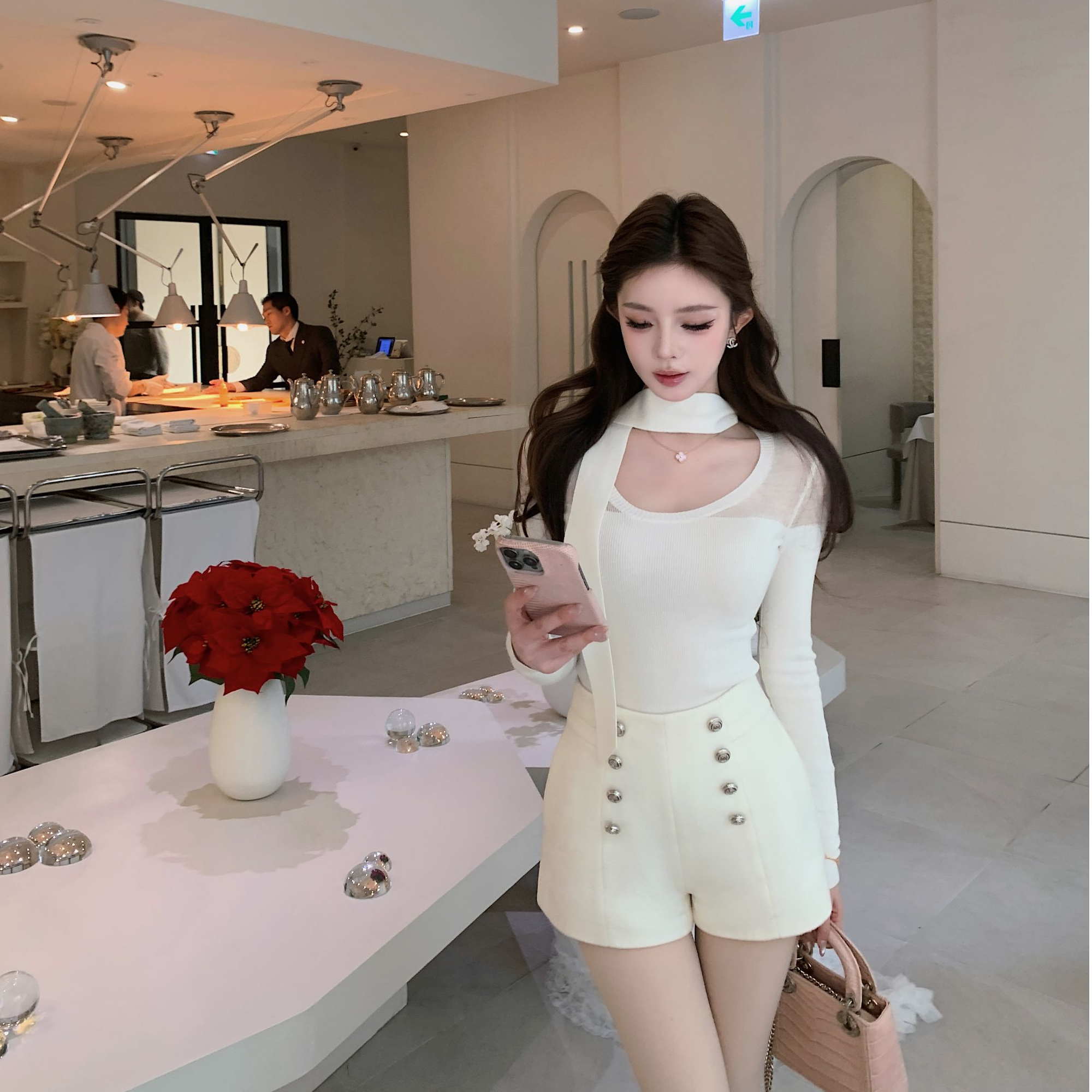 Momoshero【Woolen赫拉裤/白】至美小Sexy羊毛版！双排扣毛呢短裤