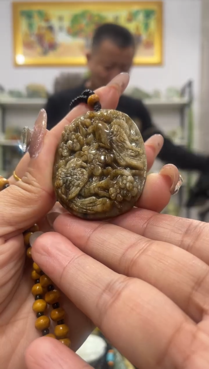 【闪购商品】岫玉吊坠未镶嵌          