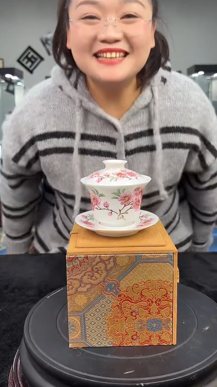 盖碗瓷甄选-水点桃花三才盖碗