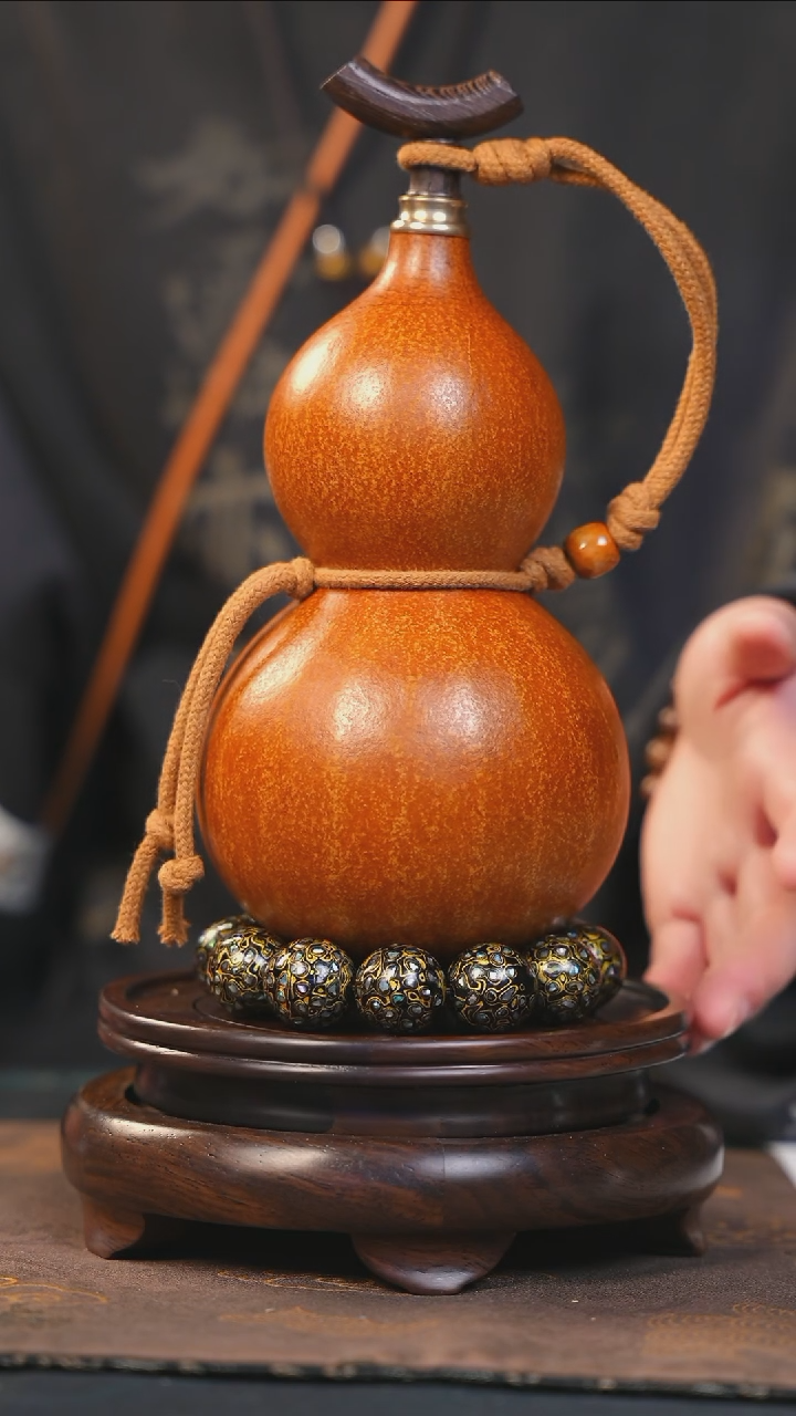 【闪购商品】YT126大漆酒葫芦不包手串及旋转底座