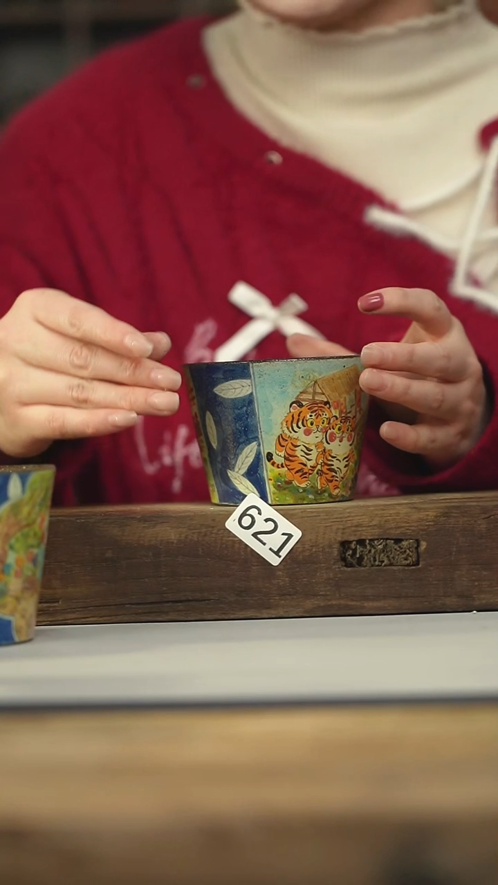 设计师手作款迷糊手绘手握杯