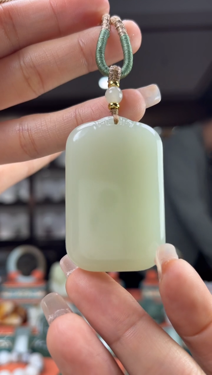 【闪购商品】和田玉颈饰未镶嵌佩佩