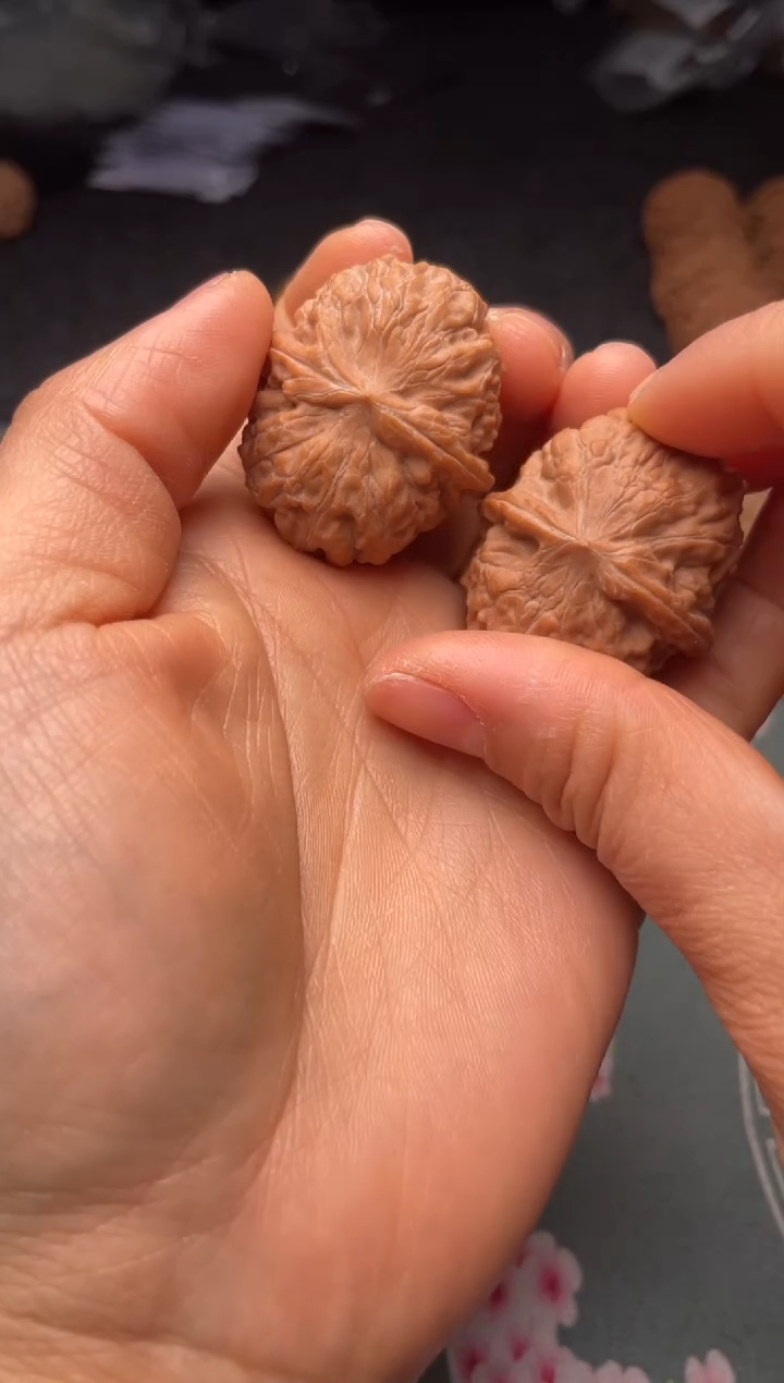 把件文玩核桃w111  黄松峪   38尺