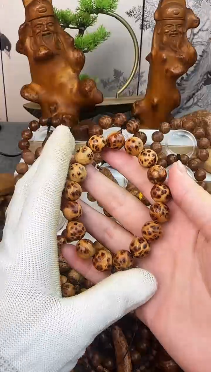 【闪购商品】柏木无事牌太行崖柏1.2瘤疤手串