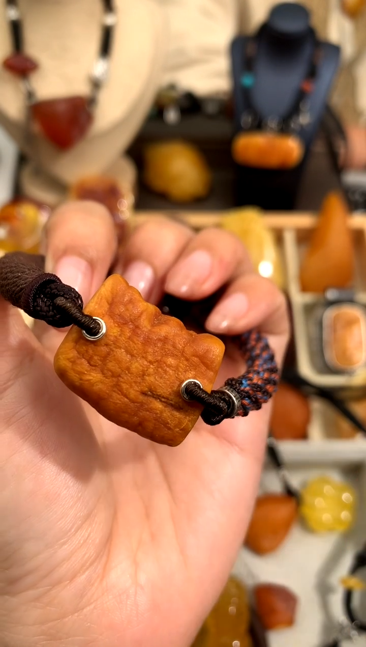 【闪购商品】蜜蜡裸石未镶嵌似玉