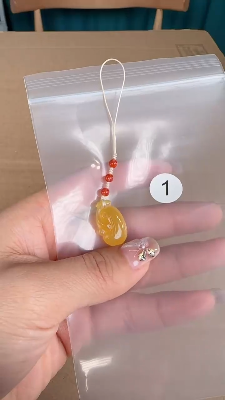 【闪购商品】玛瑙/玉髓珠宝半成品未镶嵌原矿无优化无裂吊坠