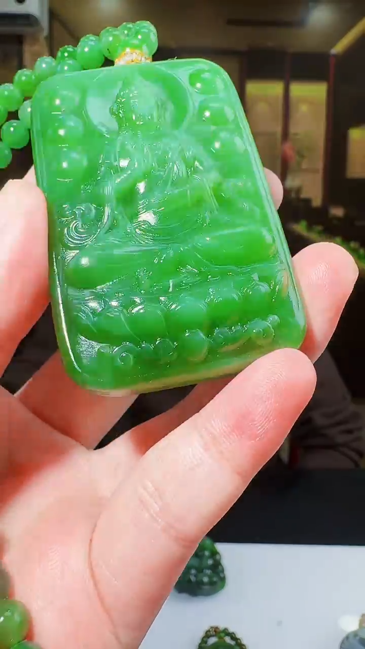 定制和田玉玉润名家天然和田玉（拍一发一）