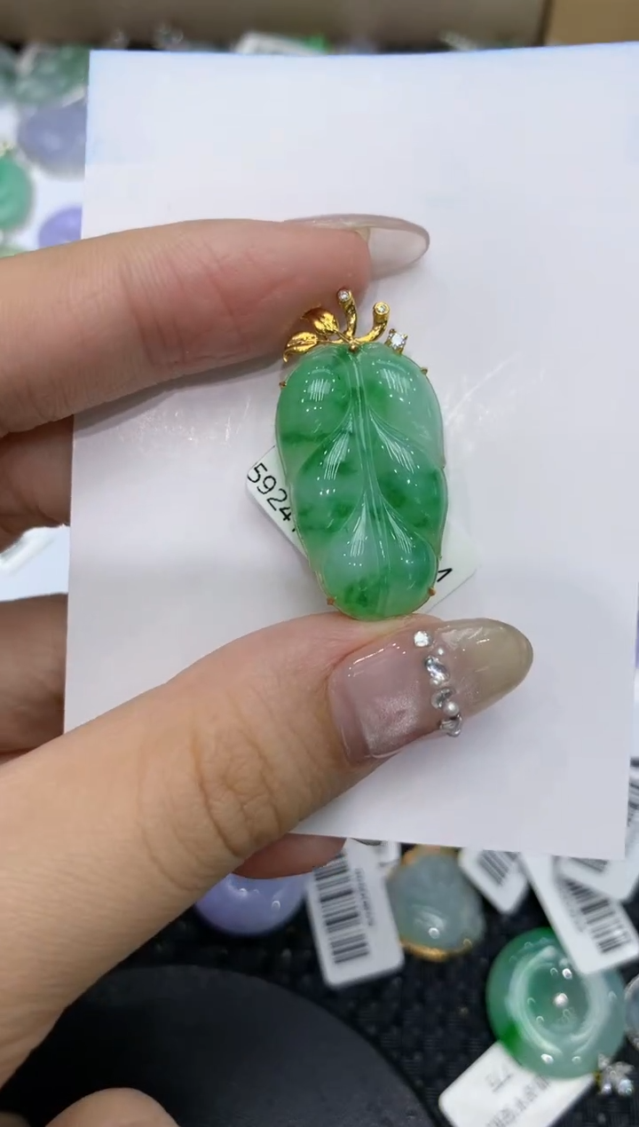 【闪购商品】翡翠颈饰18K金镶嵌222222222