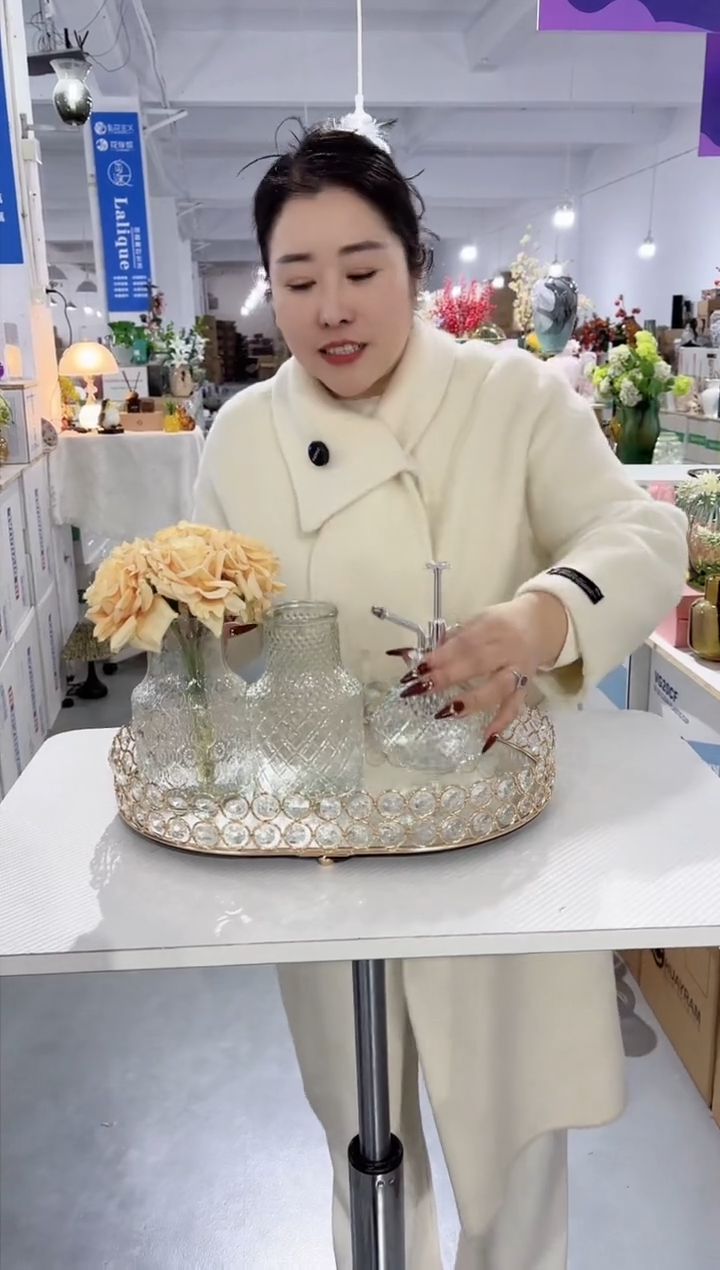 【闪购商品】琉璃YS-两个花瓶+喷壶