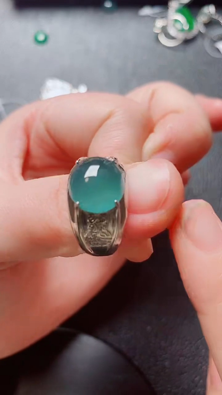 翡翠戒指银S925镶嵌1111