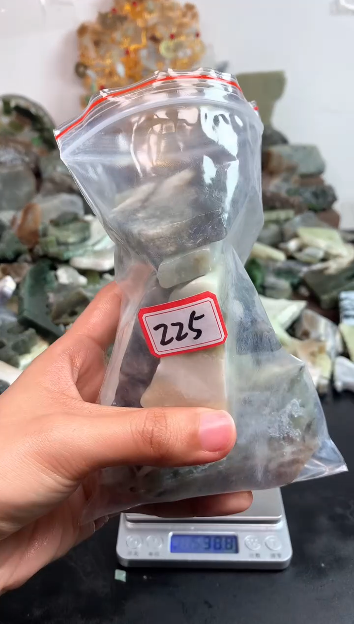 未镶嵌和田玉摆件225