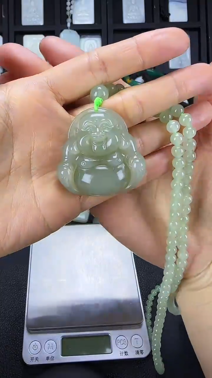 颈饰未镶嵌和田玉弥勒佛