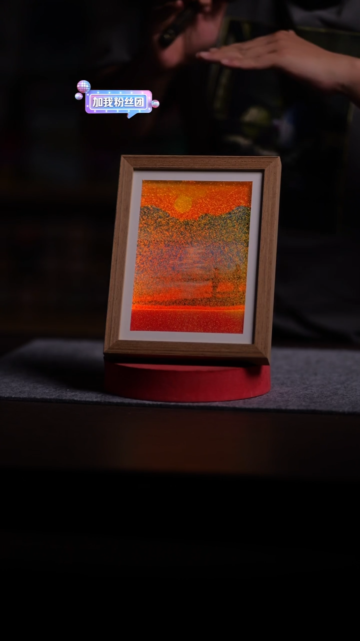 国画森***⁰226-8寸 流沙 手写-    带灯