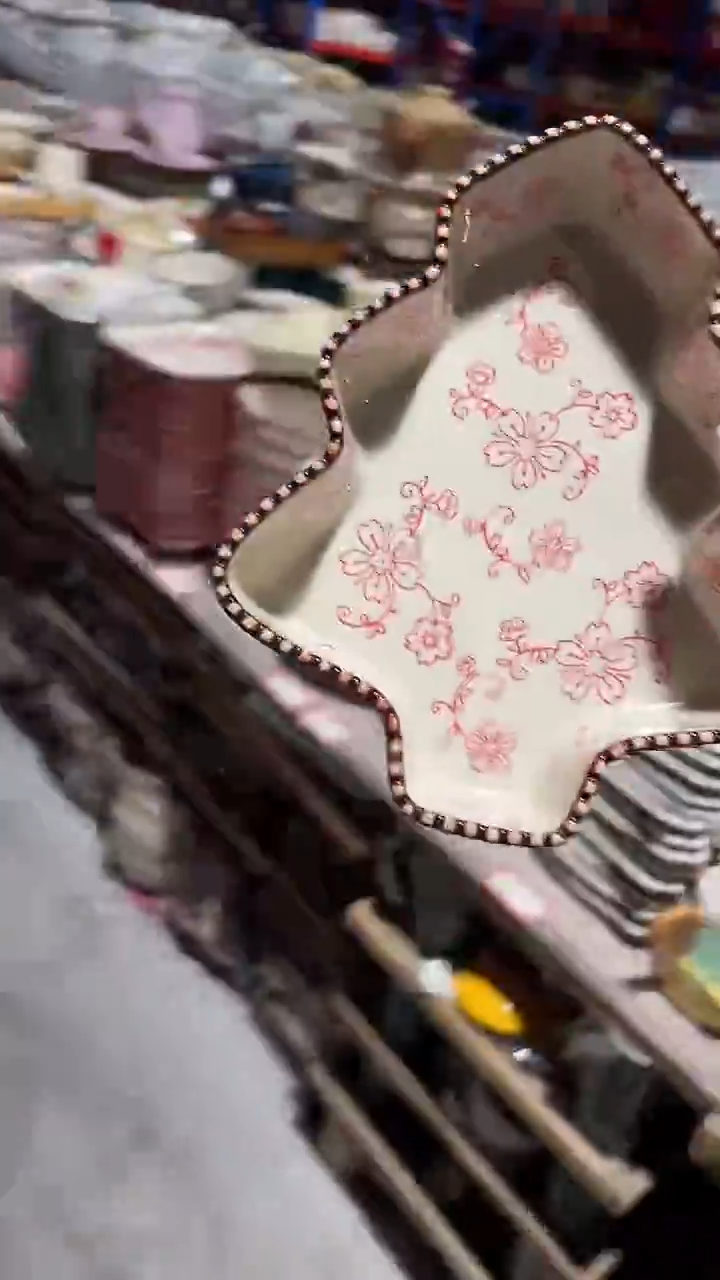 陶瓷红色圣诞树盘微瑕 凑满20元包邮
