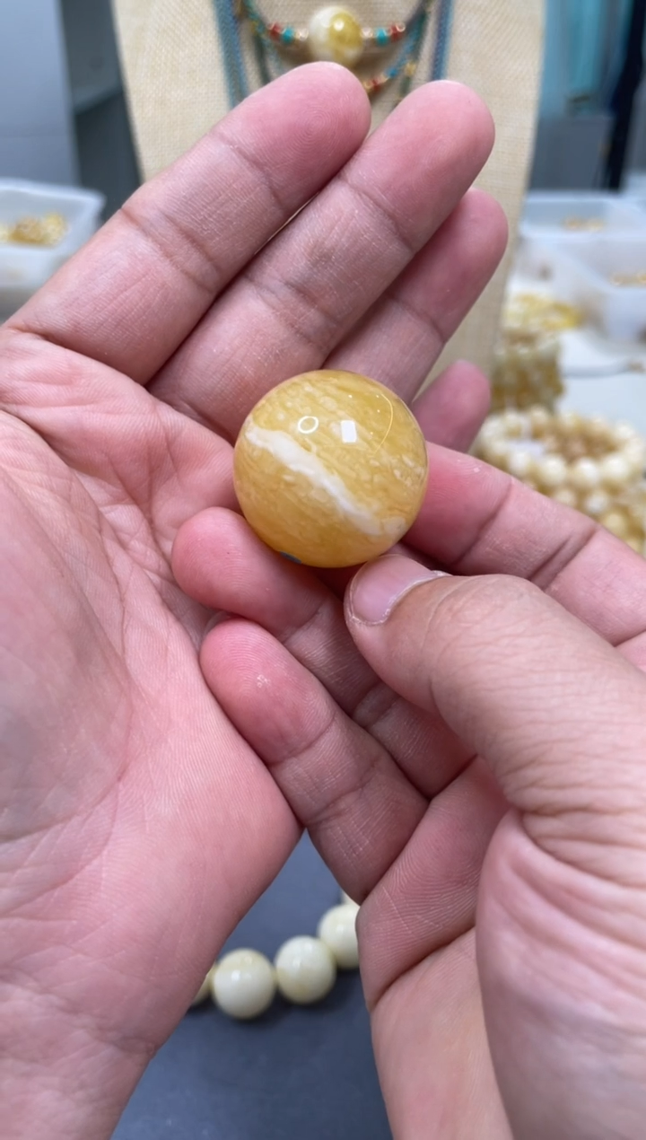 【闪购商品】琥珀颈饰未镶嵌原矿俄料蜜蜡圆珠