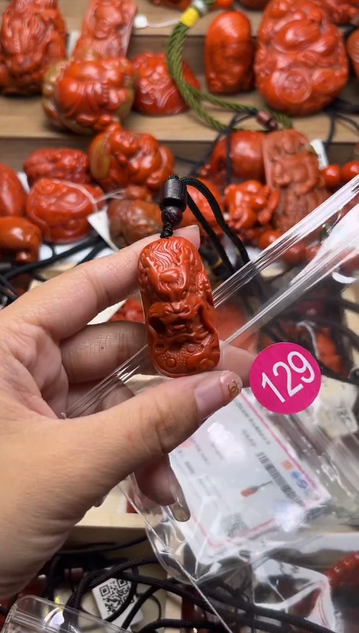 【闪购商品】南红玛瑙珠宝奇石未镶嵌129