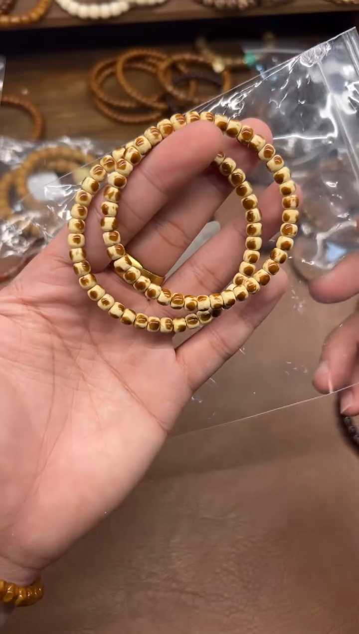 手串紫金鼠A872 鼠尖纯肉白花5*6