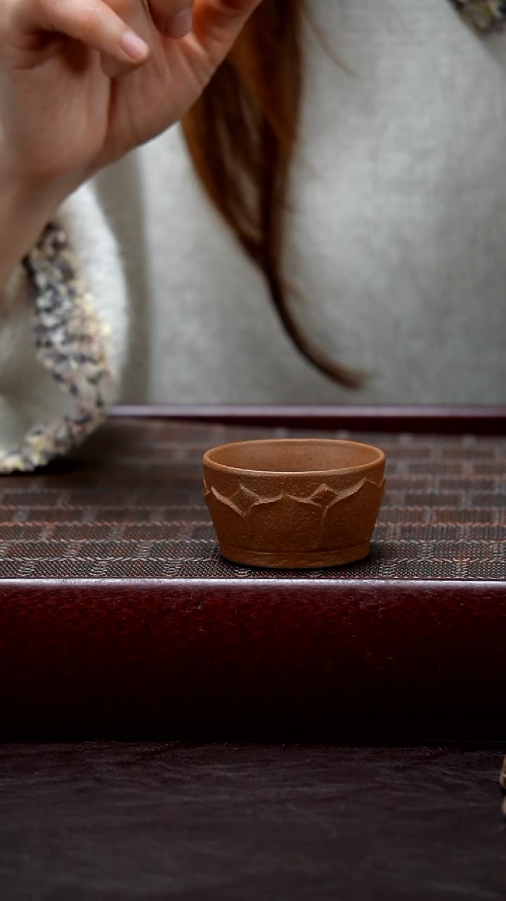 【闪购商品】紫砂茶杯张月段泥《莲花杯》