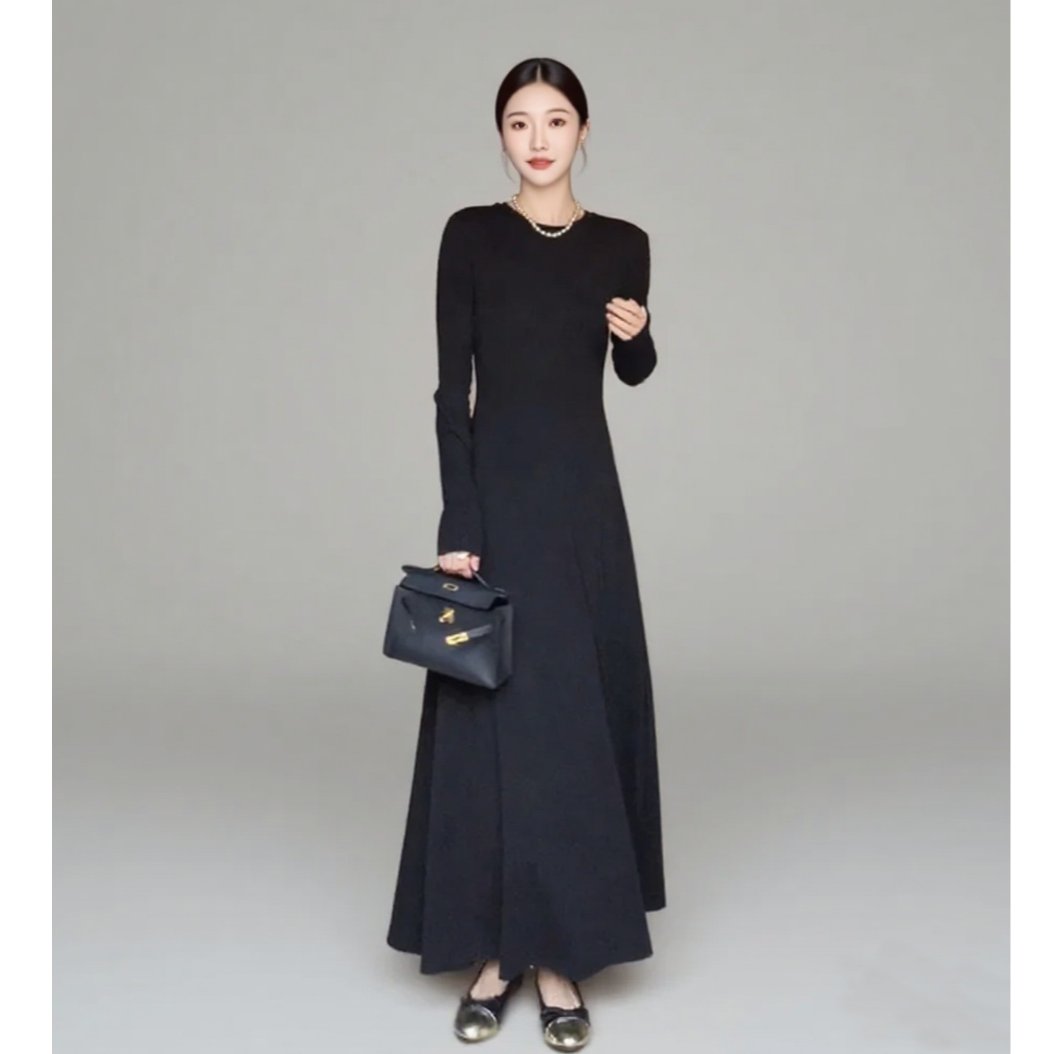 圆领长袖修身显瘦名媛打底气质秋冬连衣裙女高级感垂感收腰长裙