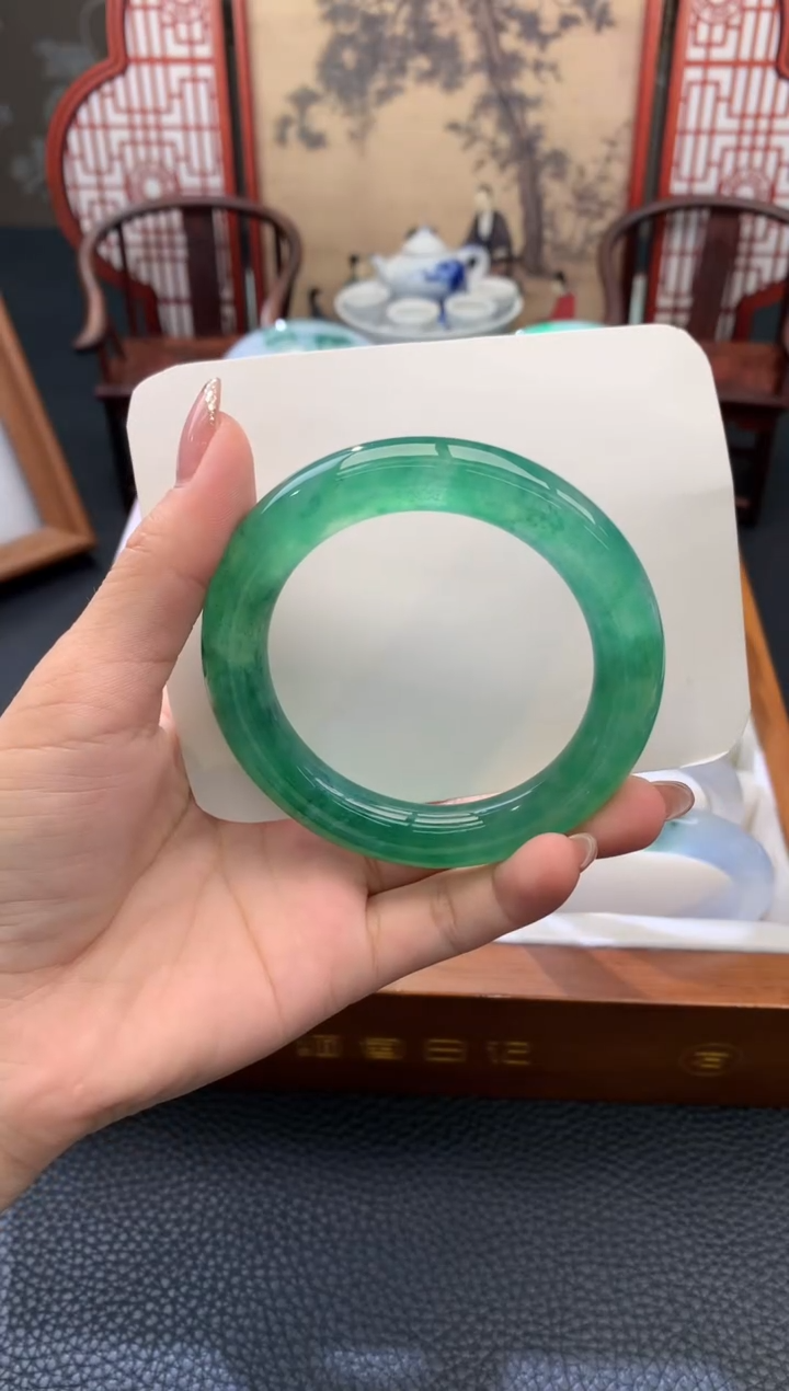 未镶嵌手镯翡翠张*张天然缅甸翡翠（定金）