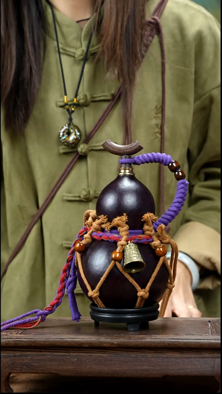 YV068复古网兜款天然酒葫芦（一物一拍）