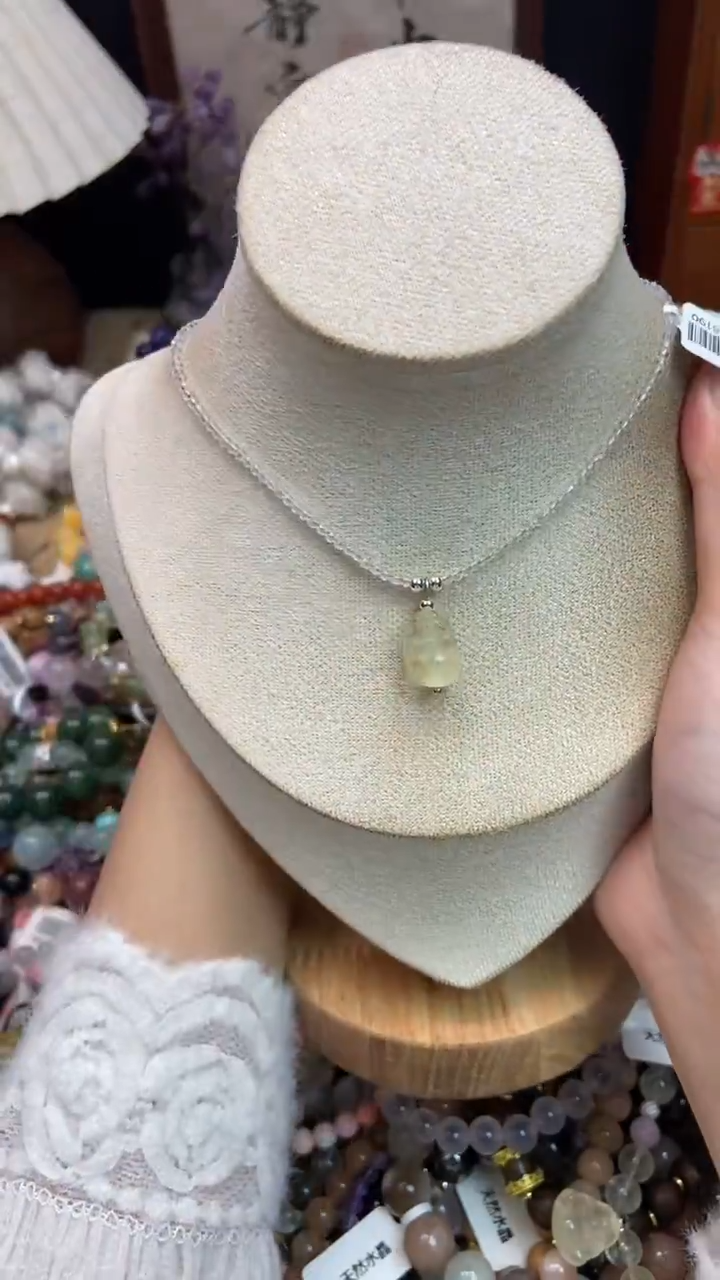 颈饰未镶嵌黄晶240