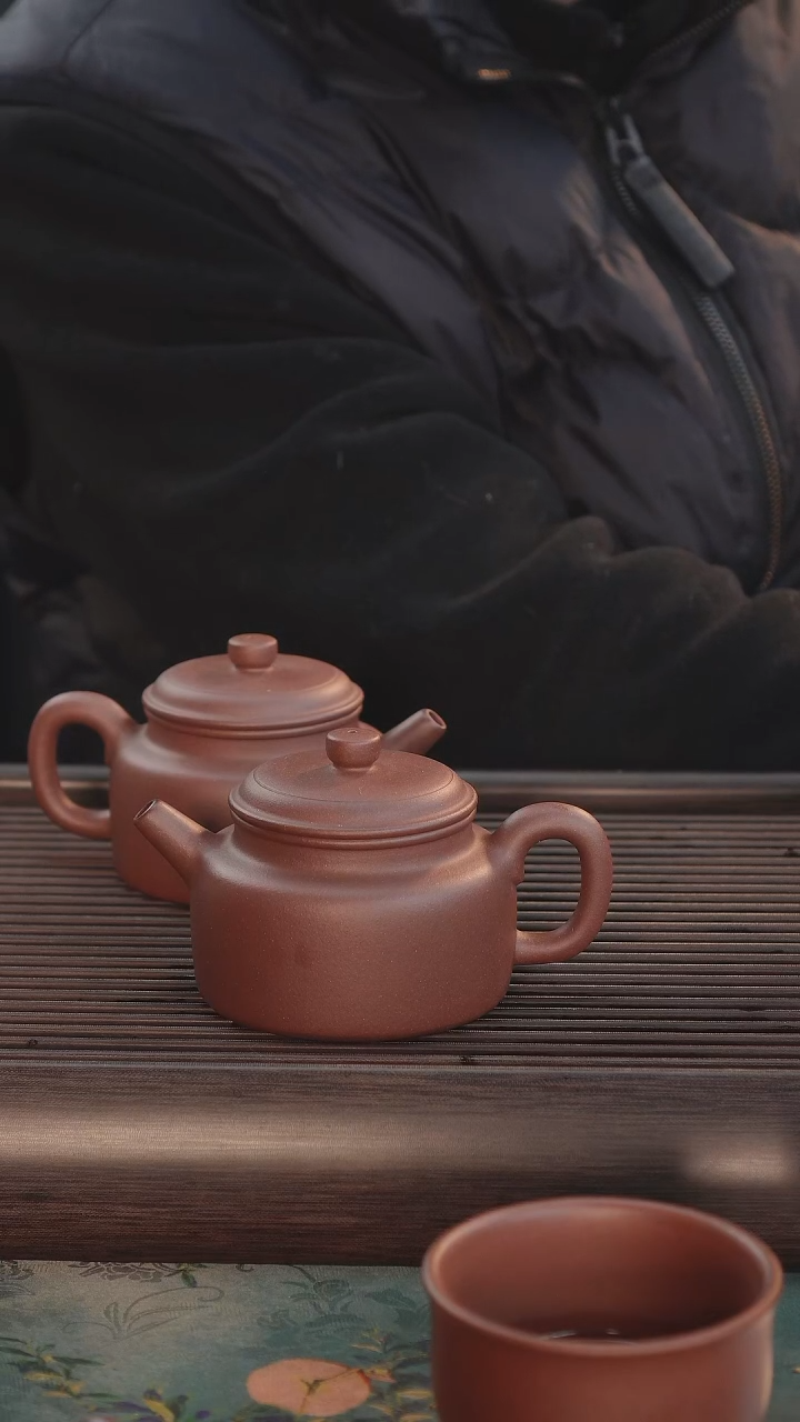 【闪购商品】紫砂茶壶全手工特练紫泥180cc内推大亨德钟