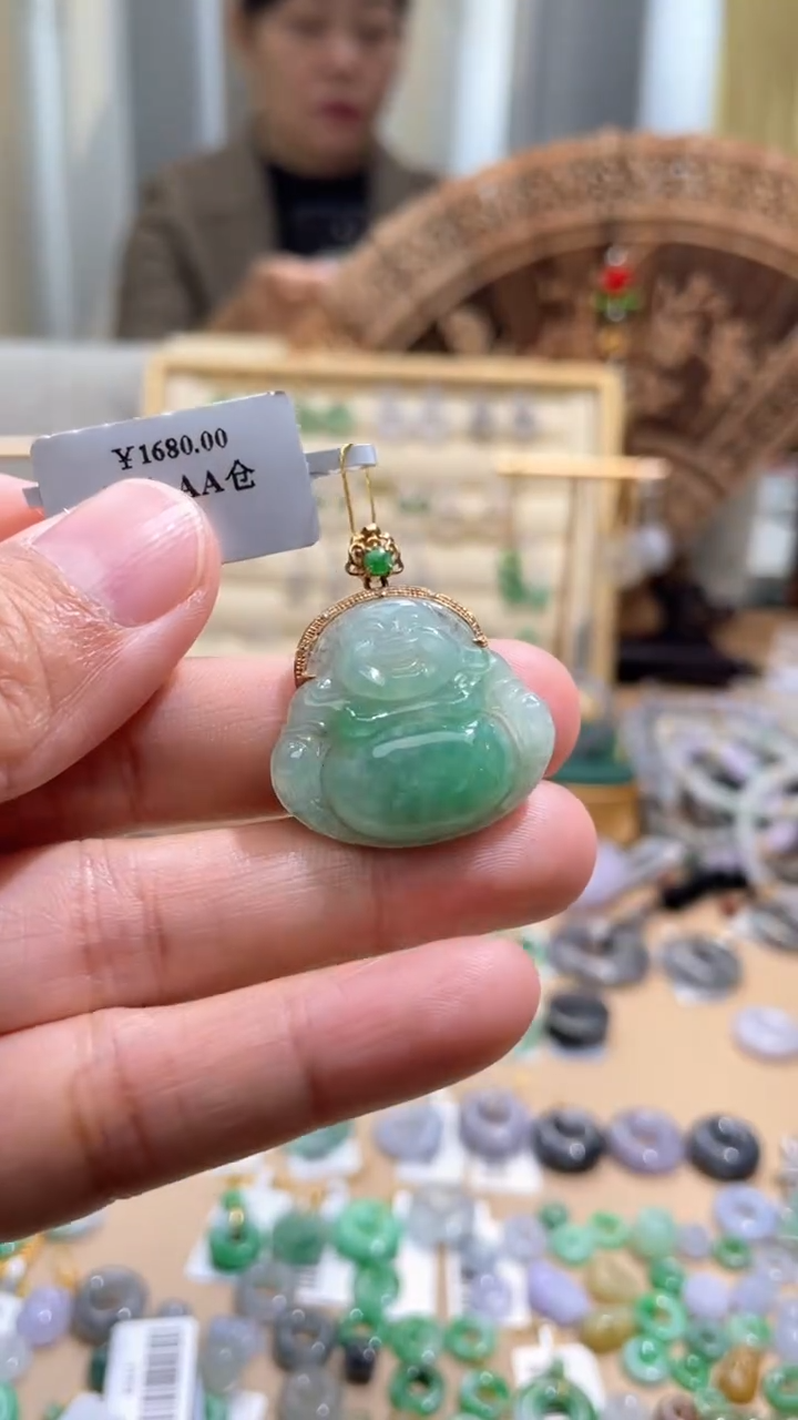 【闪购商品】翡翠颈饰18K金镶嵌佛公