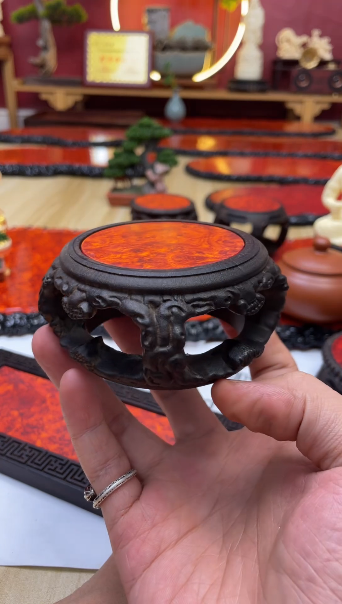 东非黑黄檀（紫光檀）（微瑕）镂空灵芝底座