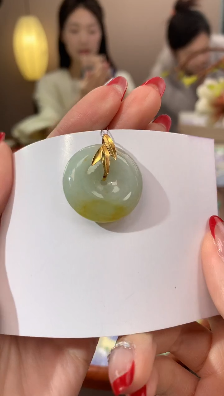 【闪购商品】翡翠颈饰18K金镶嵌天然缅甸a货翡翠