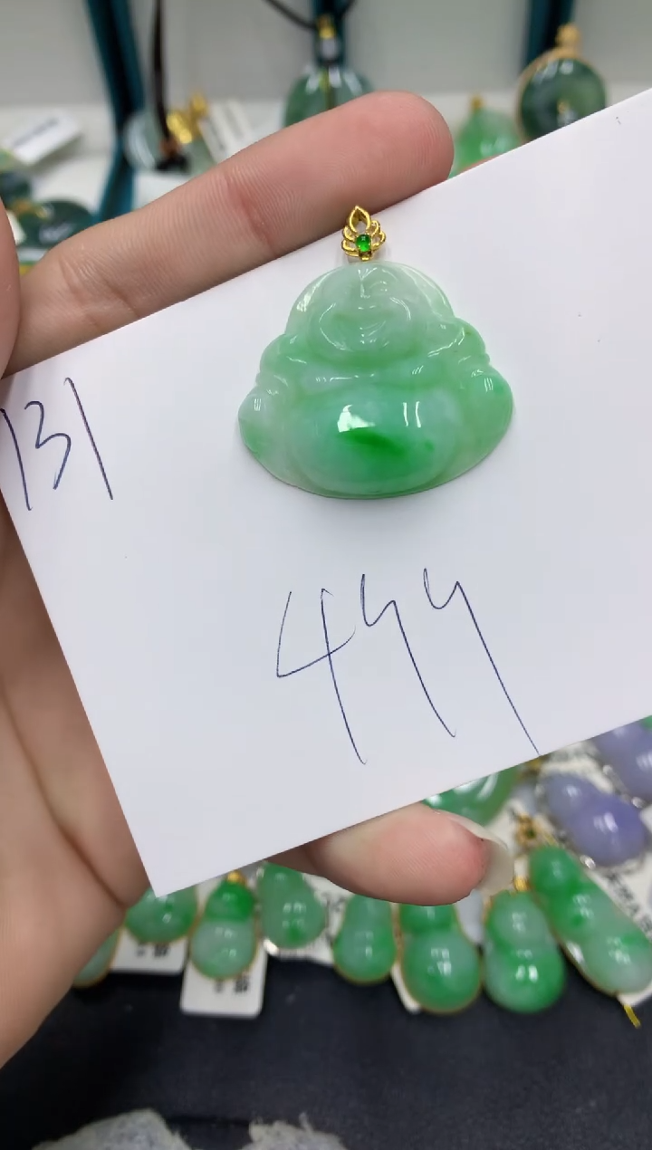 【闪购商品】翡翠颈饰18K金镶嵌翡翠