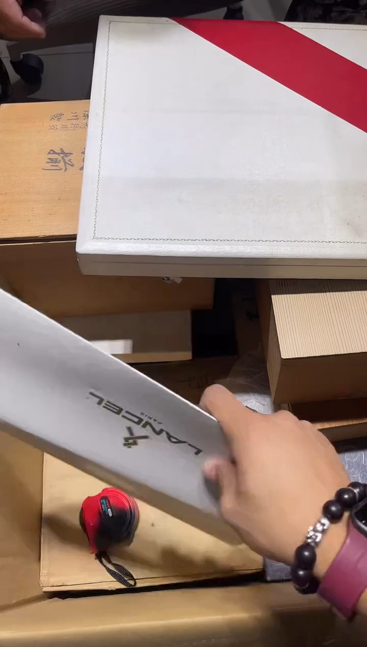 瓷片钱*磊121.......