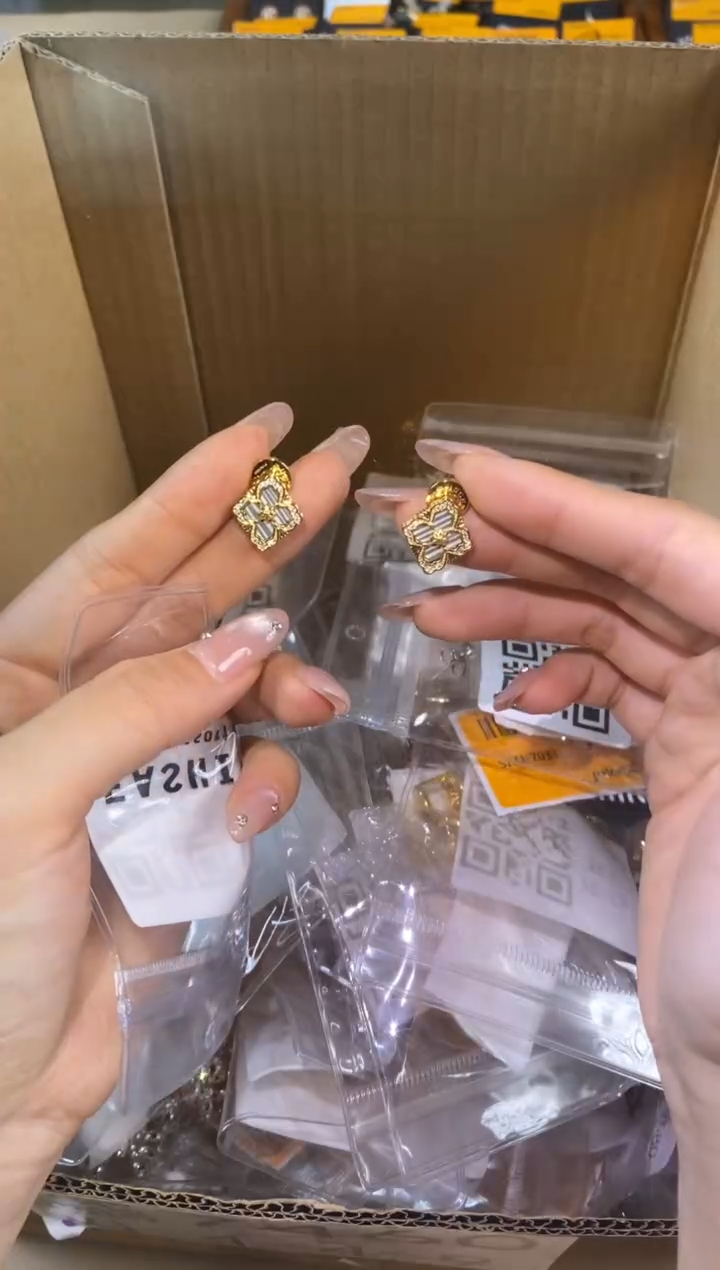 钛钢锆石925银8449