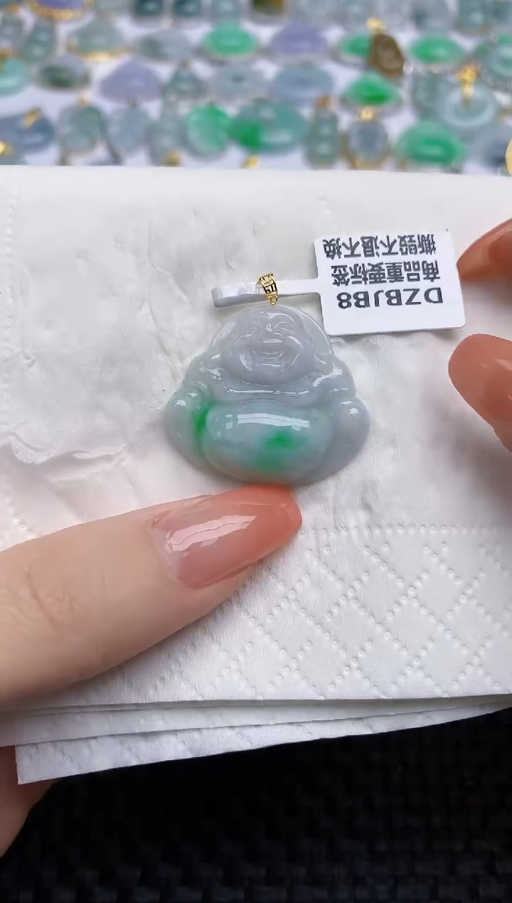 【闪购商品】翡翠颈饰18K金镶嵌天然翡翠A货