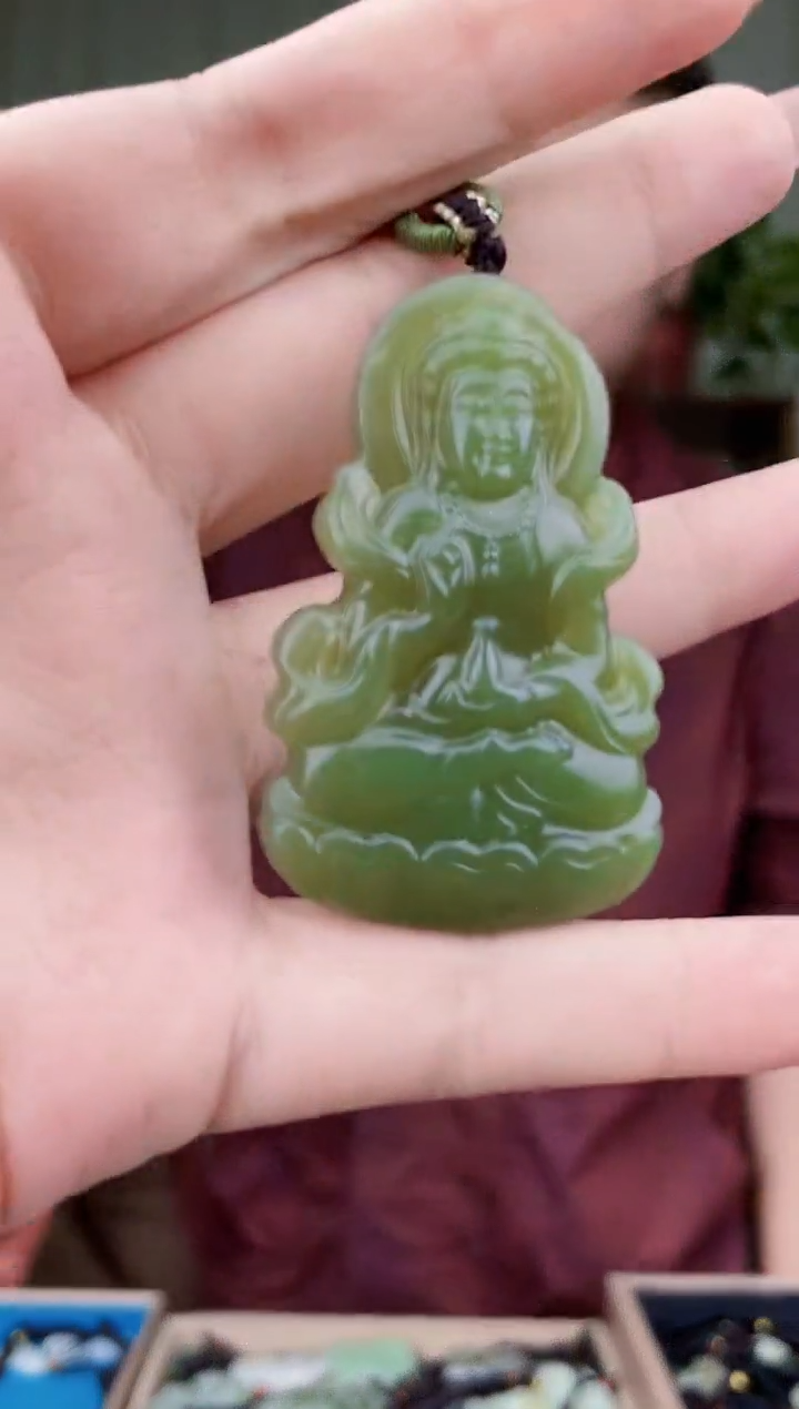 和田玉未镶嵌挂件拍一发一，多样性发货！