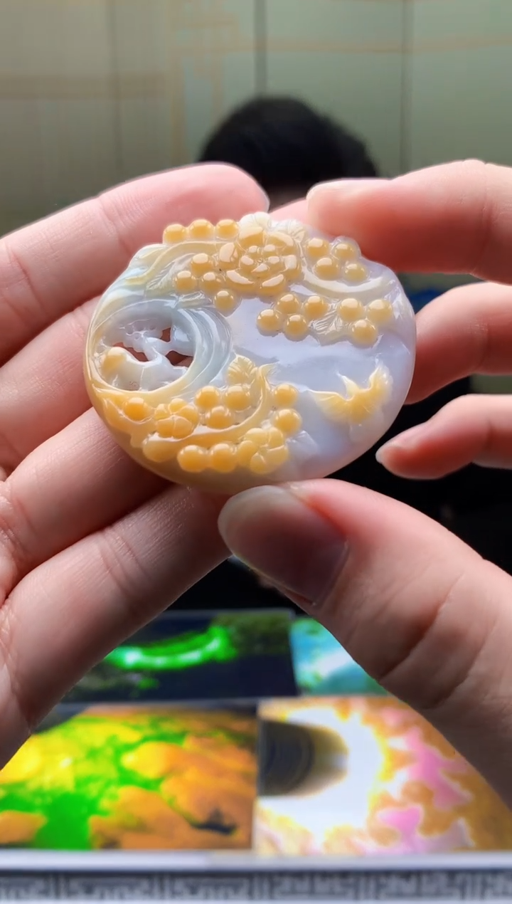 【闪购商品】定制翡翠未镶嵌5154bb-毛货挂件45