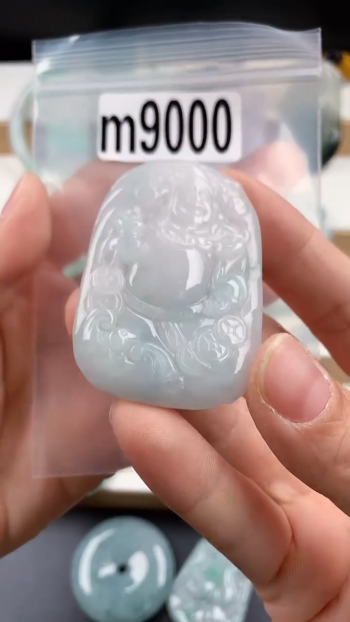 颈饰未镶嵌翡翠天然翡翠吊坠挂件