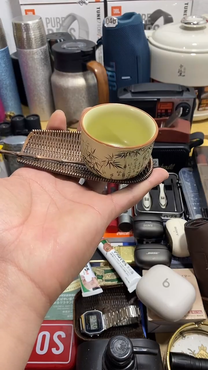 手工艺品琉璃7*闪购商品如图所示