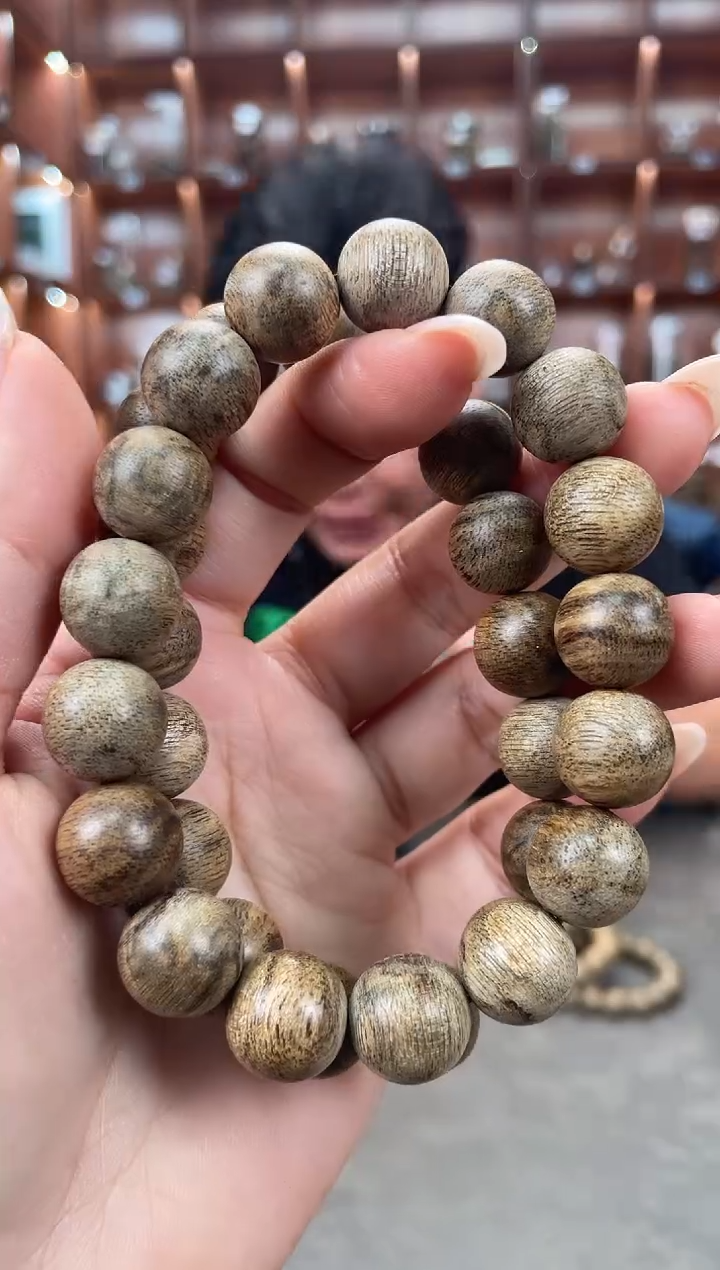 【闪购商品】沉香手串60号海南尖峰岭多样性发一条
