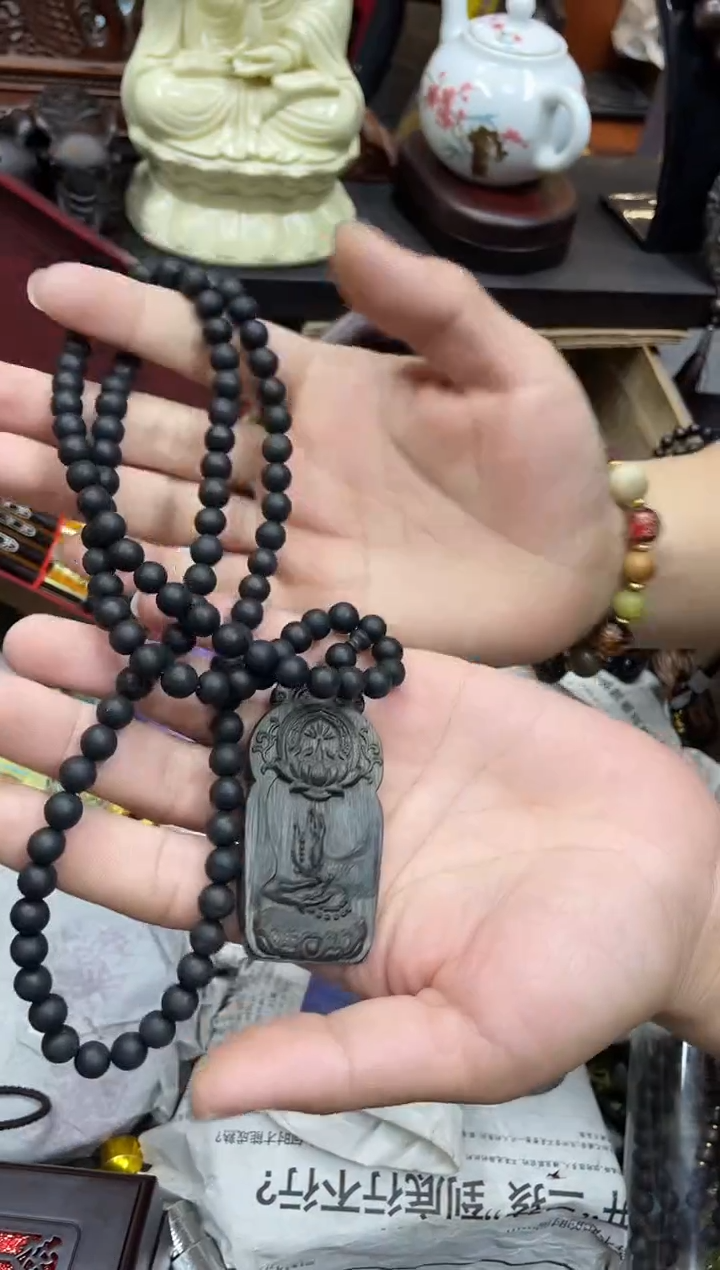 【闪购商品】大叶紫檀（黑酸枝木类） 