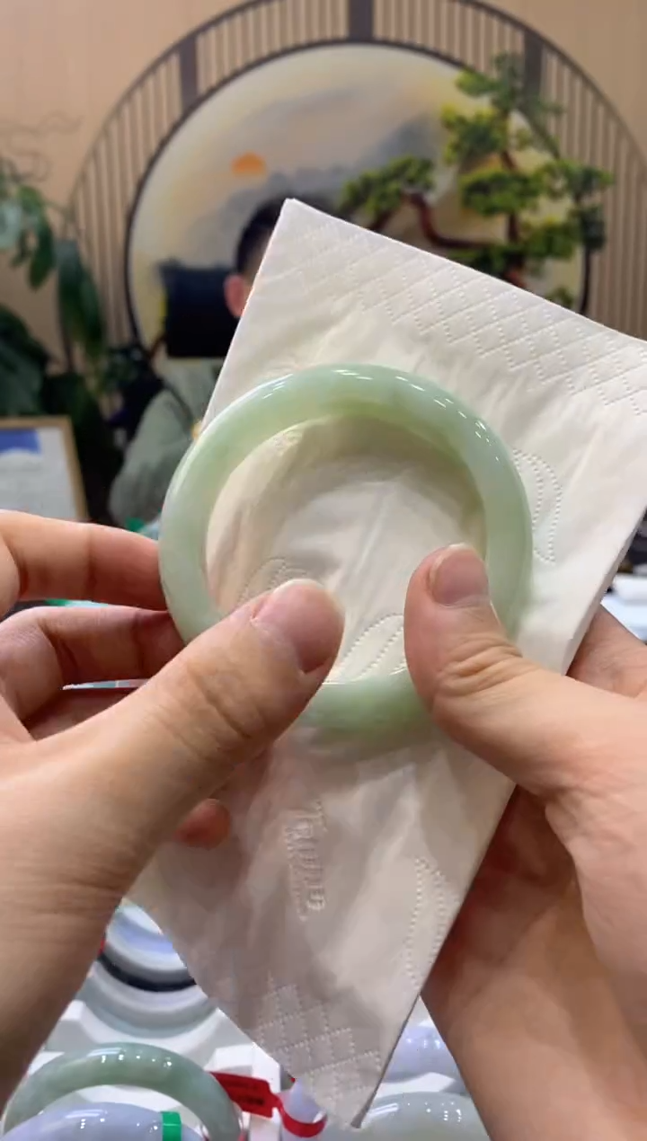 【闪购商品】翡翠手镯未镶嵌00005355