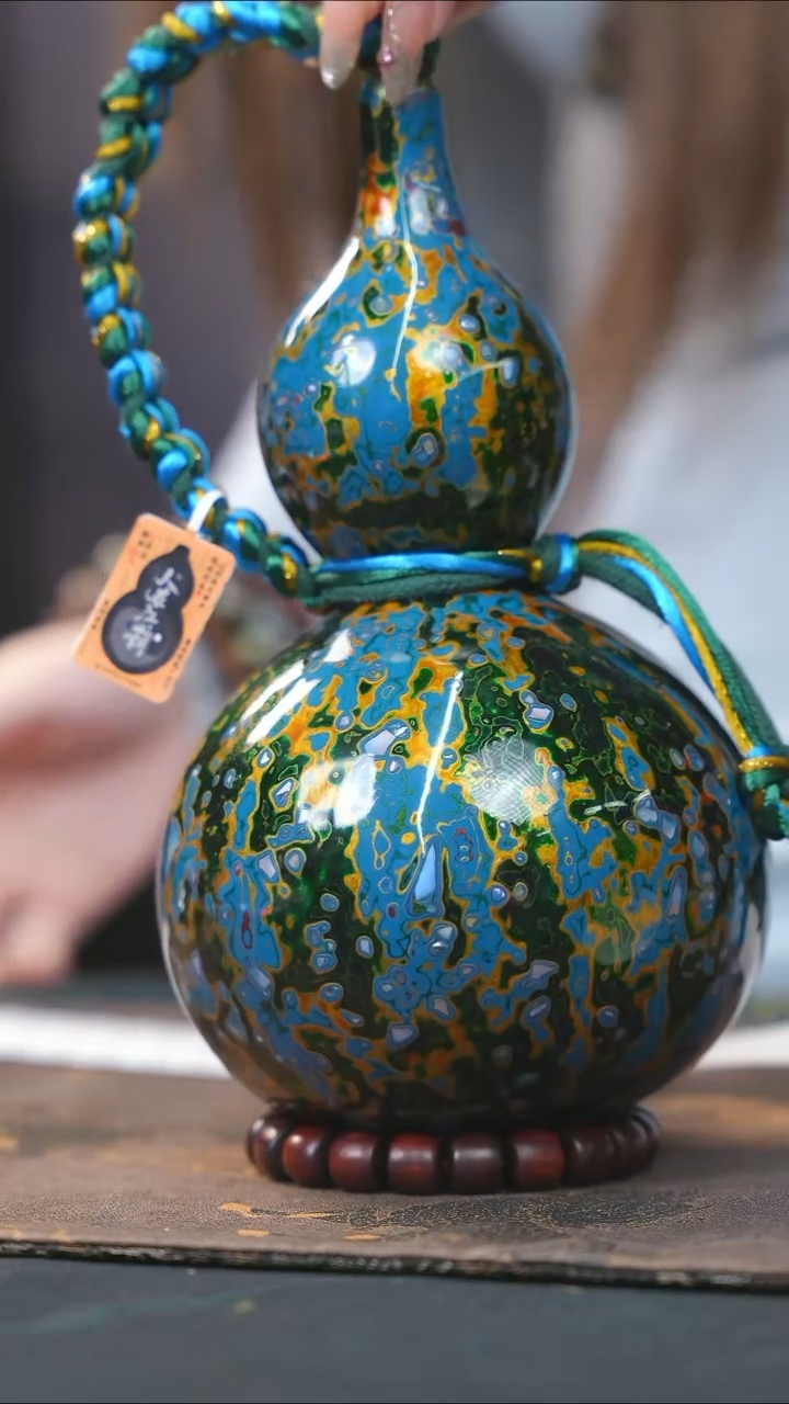 【闪购商品】WK251漆艺酒葫芦不包手串及旋转底座