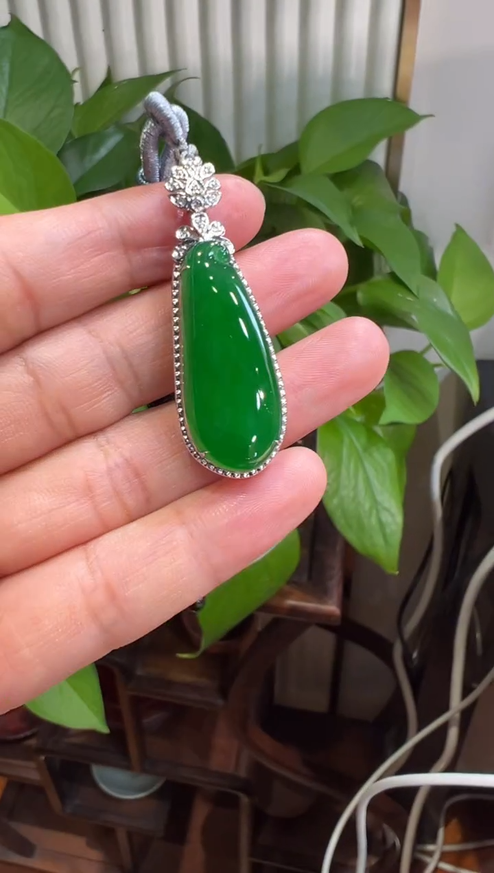 翡翠18K金镶嵌吊坠(不含链)翡翠吊坠