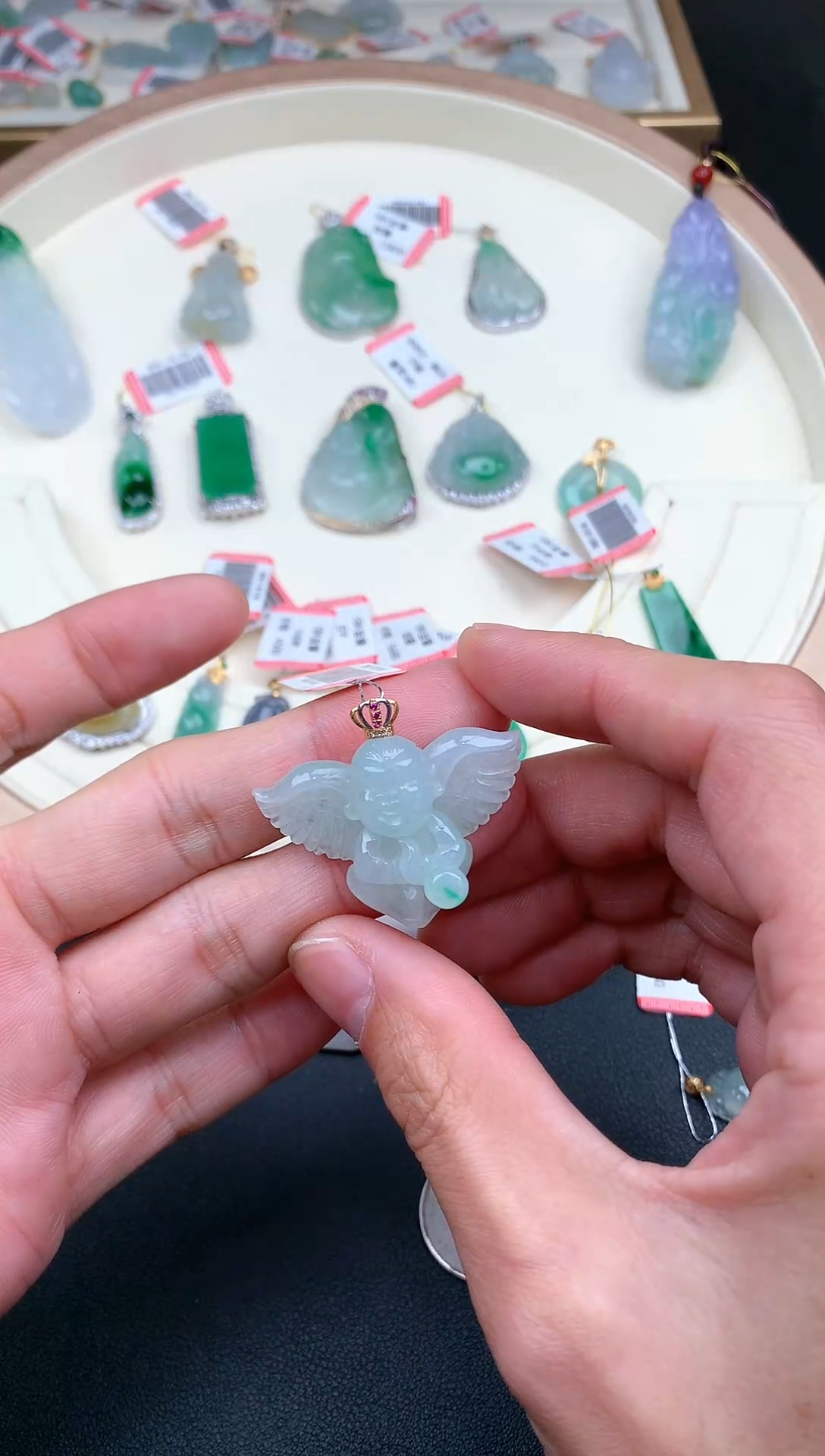 【闪购商品】翡翠颈饰18K金镶嵌天使宝宝