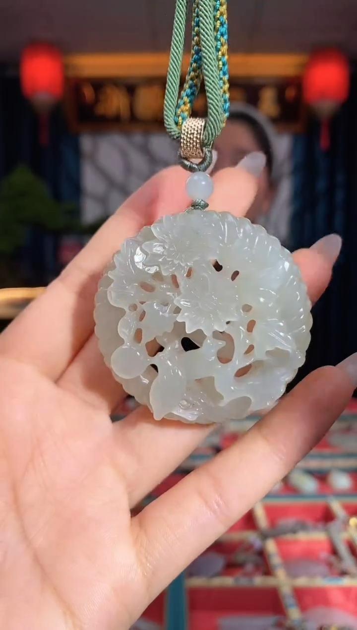 【闪购商品】和田玉颈饰未镶嵌喜上眉梢