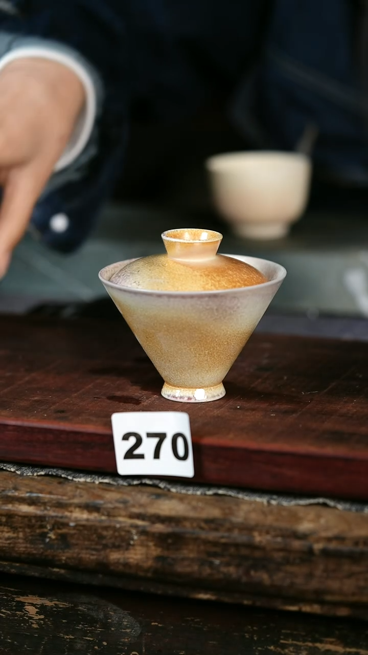 【闪购商品】瓷片见山北野见山北野